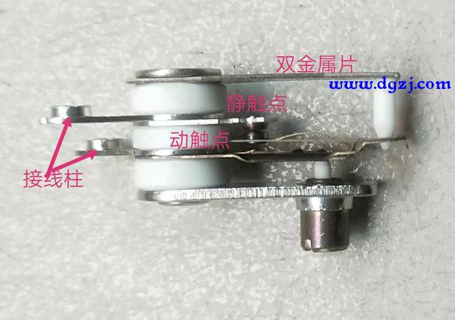 电热锅水烧干了还能继续使用吗