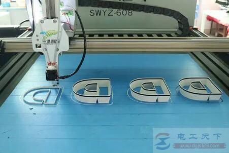 3D打印时物体粘不牢平台怎么解决？