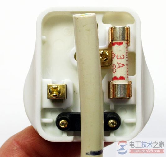 Fuse电源插头接线图详解 Fuse电源插头接线图详解