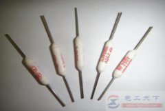 在选用或更换保险丝时要注意哪些问题？