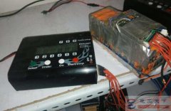 阀控电池均衡充电的条件与程序