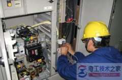 如何用对地电位法查找电气设备故障？