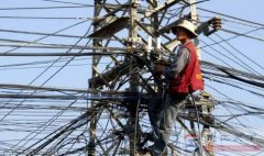 高压电工考试《安全用具及触电急救》练习选择题及答案