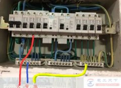 配电箱中零线烧坏是怎么回事