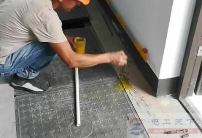 配电房接地线能和房子主体钢筋连在一起吗? 配电房接地线能和房子主体钢筋连在一起吗?