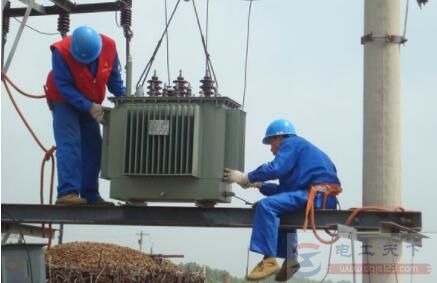 农村配电变压器加油时注意什么问题 农村配电变压器加油时注意什么问题