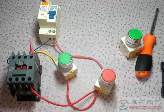 在网上学电工知识要注意什么 在网上学电工知识要注意什么