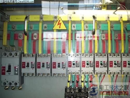电气动力配电箱分为哪几类，电气动力配电箱四种分类