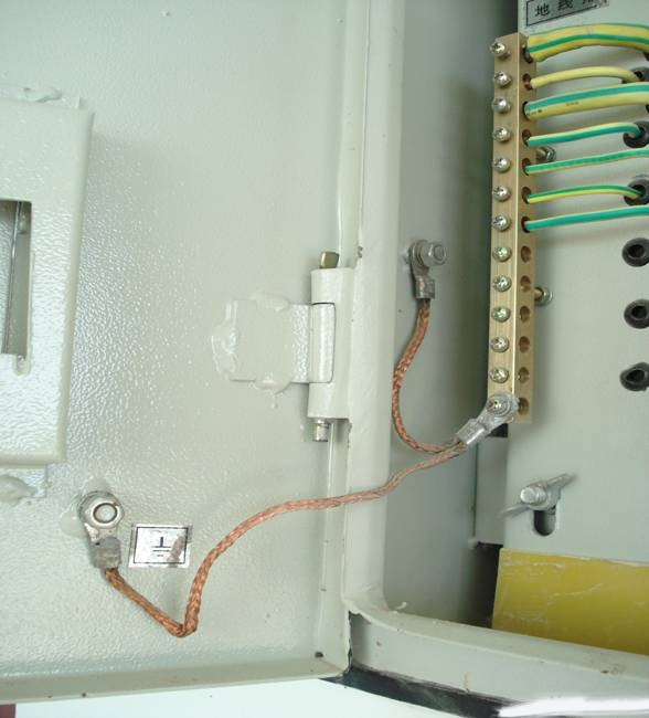 室外配电箱安装规范与要求图解 室外配电箱安装规范与要求图解