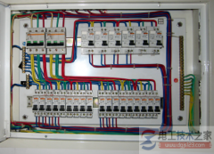 如何看配电柜接线图？配电柜主回路的接线方法