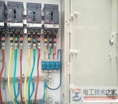 浪涌保护器与家用浪涌保护器的接线图