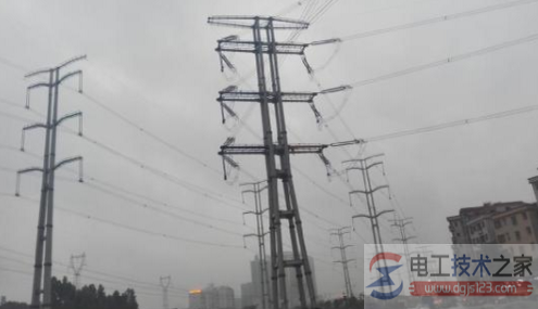 22万伏高压线安全距离是多少 22万伏高压线安全距离是多少