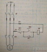 接触器实现自锁控制的电路原理图
