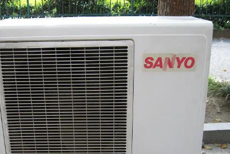 三洋空调内机左侧滴水怎么办 三洋空调内机左侧滴水怎么办