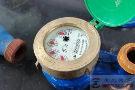新房没有入住水表坏了谁负责 新房没有入住水表坏了谁负责