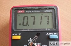 用指针万用表检测三极管的极性