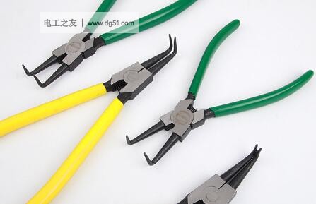 轻锤上使用的卡簧钳尺寸大小