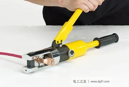 家用电工液压钳多大够用 家用电工液压钳多大够用