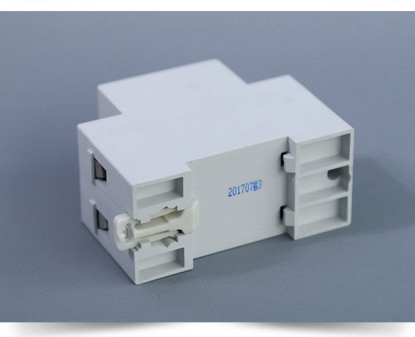 漏电保护器的选择技巧（低压的漏电保护器型号有哪些）