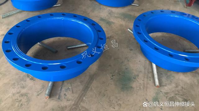 DN200钢制伸缩器怎么和管道一起安装？