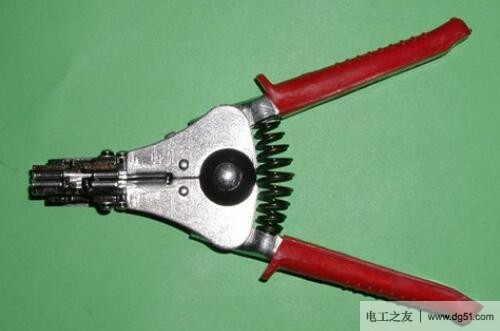 剥线钳能否带电作业的问题分析