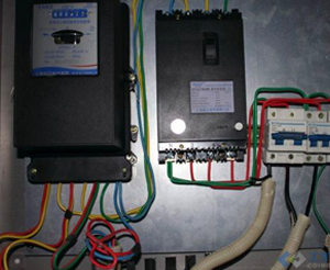 漏电断路器保护开关跳闸原因 漏电断路器保护开关跳闸原因