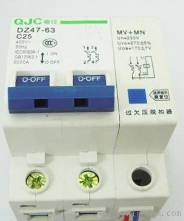 家用空气开关一停电就跳闸的原因 这个问题难倒了大部分物业维修工 家用空气开关一停电就跳闸的原因 这个问题难倒了大部分物业维修工