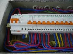 家用配电箱总闸选配漏电断路器还是空气开关