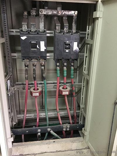 双钳相位伏安表测量低压配电柜的电压电流相位角频率等参数实例