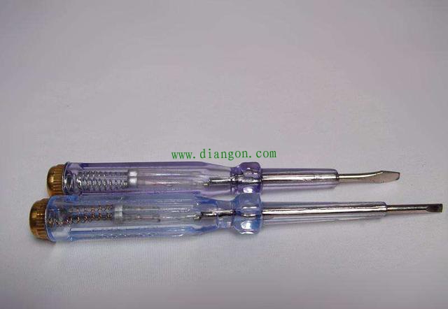 巧用电笔低压核相的方法,老电工帮忙分析是否可行! 巧用电笔低压核相的方法,老电工帮忙分析是否可行!