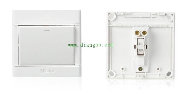 一招教会您“门口开灯，床头关灯”的电路接线