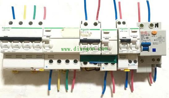 空气开关和漏电保护器怎么接线？左零右火？左火右零？老电工一个个接给你看