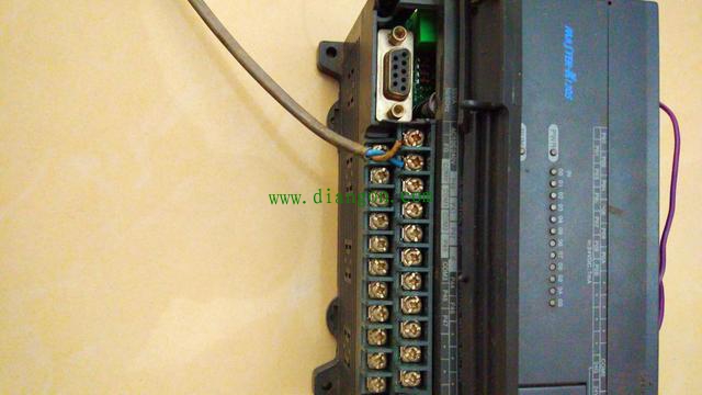 PLC零基础入门讲解,如何根据手册和图纸,实现输出接线 PLC零基础入门讲解,如何根据手册和图纸,实现输出接线