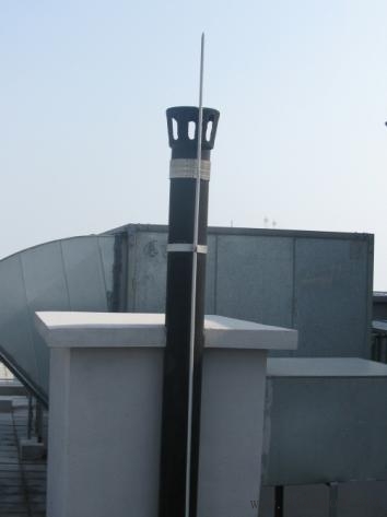 避雷带安装及伸缩补偿工艺标准