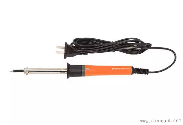 电工背包里该准备哪些必备的维修工具？