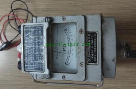 使用摇表过程中的二则事例