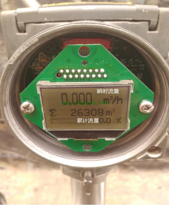 维修工作中大家一定要小心谨慎 再小心谨慎