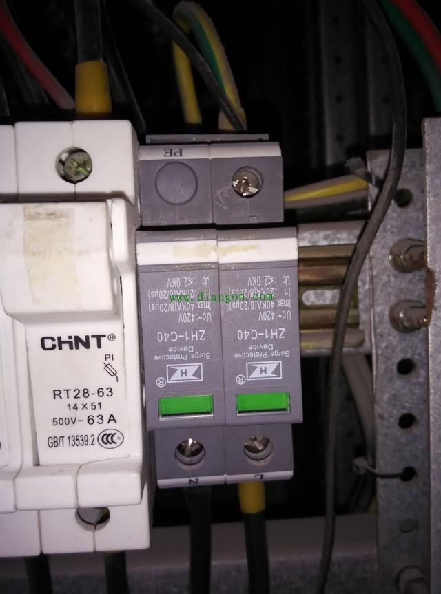 配电箱中加装防雷装置的重要性和必要性