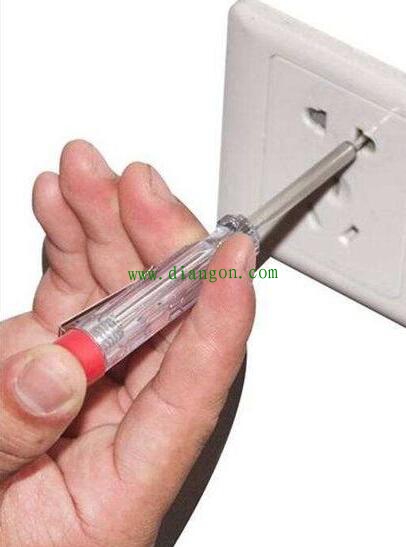 测电笔究竟应该怎样使用?原来测电笔有这么多花式用法 测电笔究竟应该怎样使用?原来测电笔有这么多花式用法