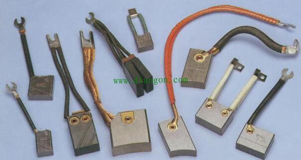 是不是所有电动机都用碳刷？老电工为您解答