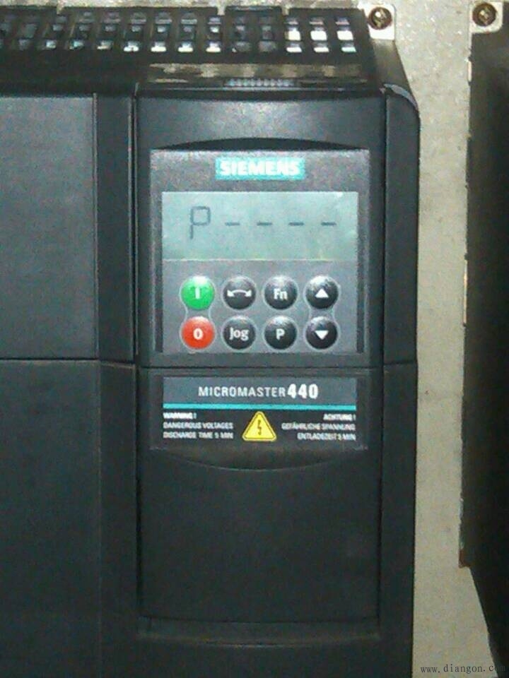 西门子MM440变频器面板显示P------ 按键无反应了