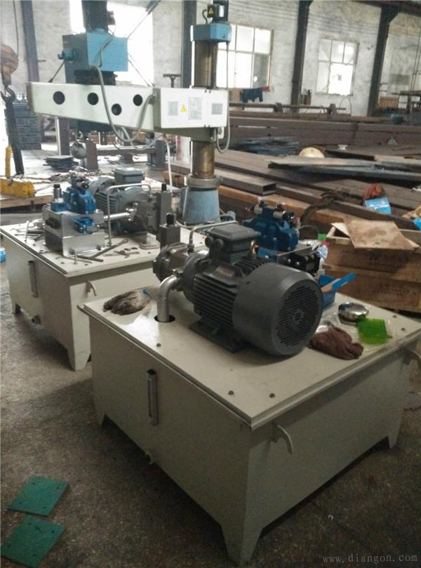 使用西门子S7-200,ABB变频器的设备设计安装全过程 使用西门子S7-200,ABB变频器的设备设计安装全过程