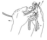 常用剖削导线绝缘层的方法