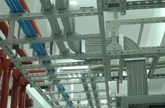 建筑机电安装施工现场优劣图解 建筑机电安装施工现场优劣图解