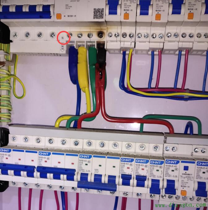 三相四线漏电保护器怎么接线图解_三相四线漏电保护器接线图