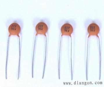 如何用万用表判断出电容器质量的好坏