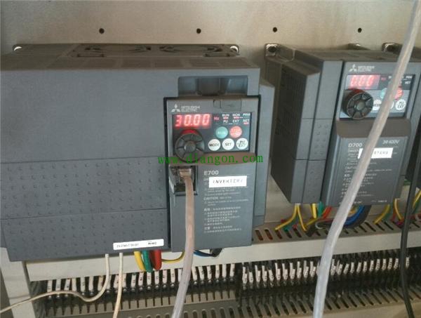 三菱FX3U PLC与三菱变频器多从站通信