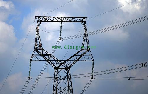 如何判断电力铁塔的电压等级?每个人都应知道 如何判断电力铁塔的电压等级?每个人都应知道