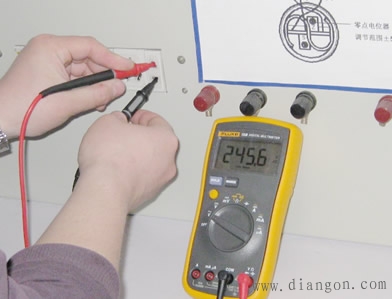 数字万用表如何测量直流电压、交流电压、电阻