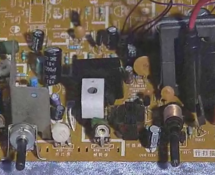 电感和电容对交变电流的影响 电感和电容对交变电流的影响